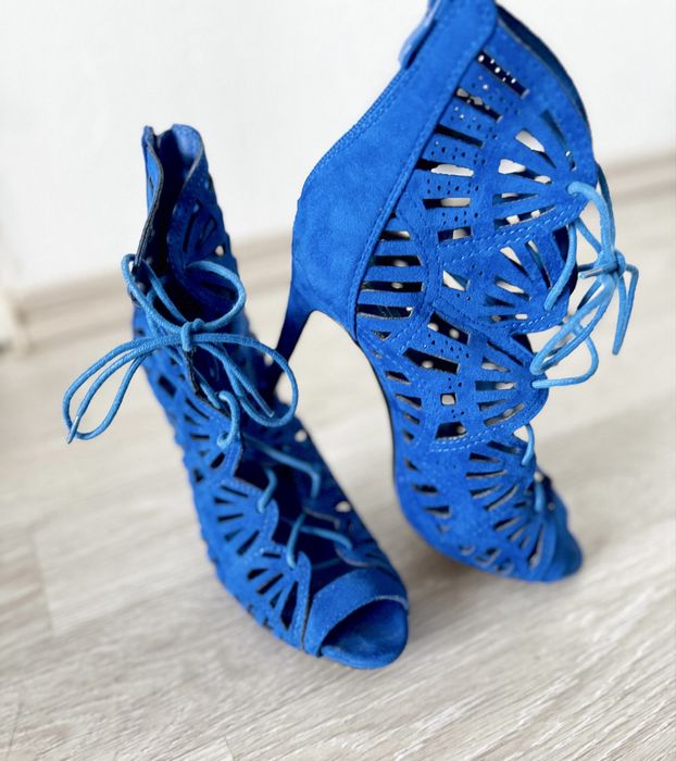 Дамски Сандали на ток