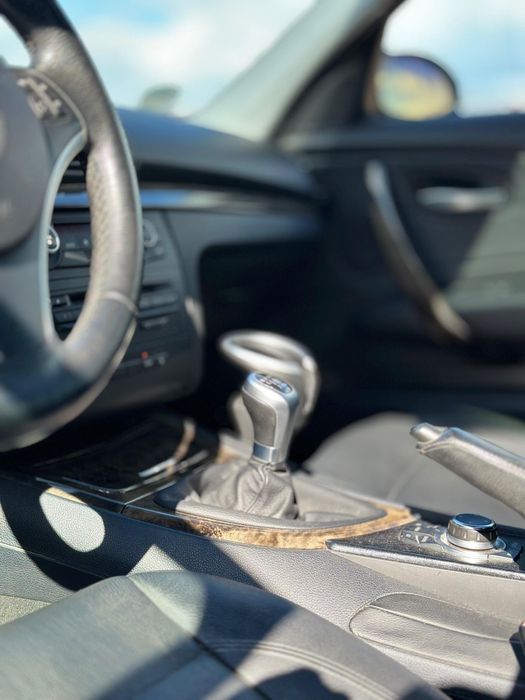 Bmw e87 120d 177cp cu dotari unice