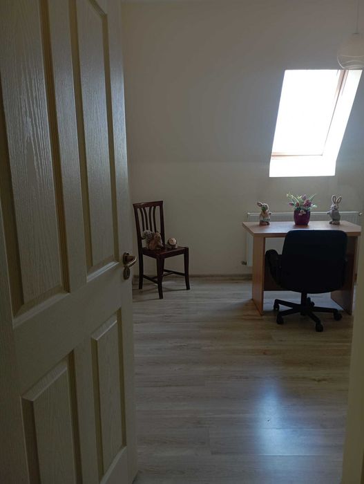 Apartament 3 camere 2 bai - boxa si loc de parcare pe teren privat Zăvoi Deva