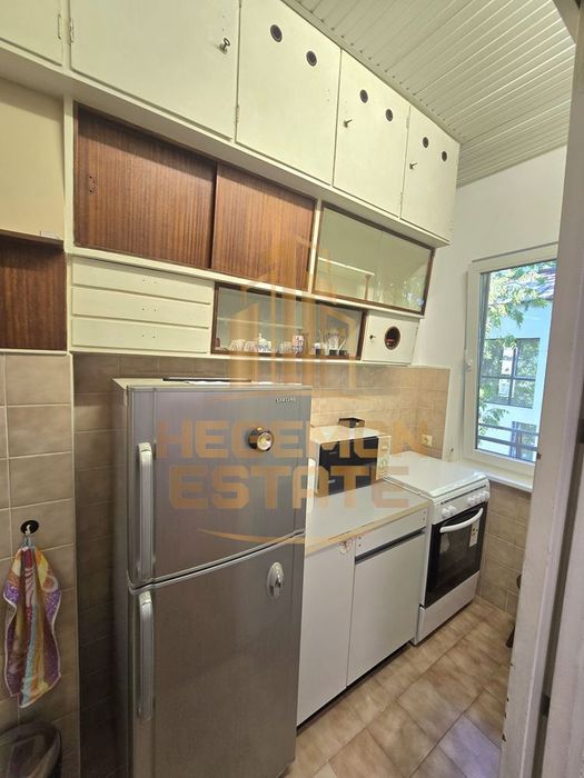 Продава се Двустаен апартамент в Варна, Гръцка махала - 78 кв.м за 1880 €/кв.м - Снимка #4