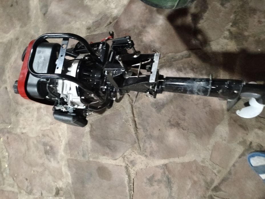 Надувная лодка и мотор