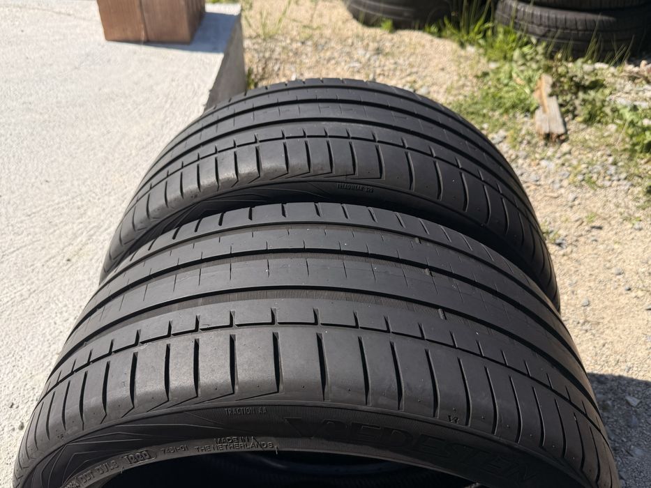 Летни гуми 255/40/18 ДОТ:20 VREDESTEIN