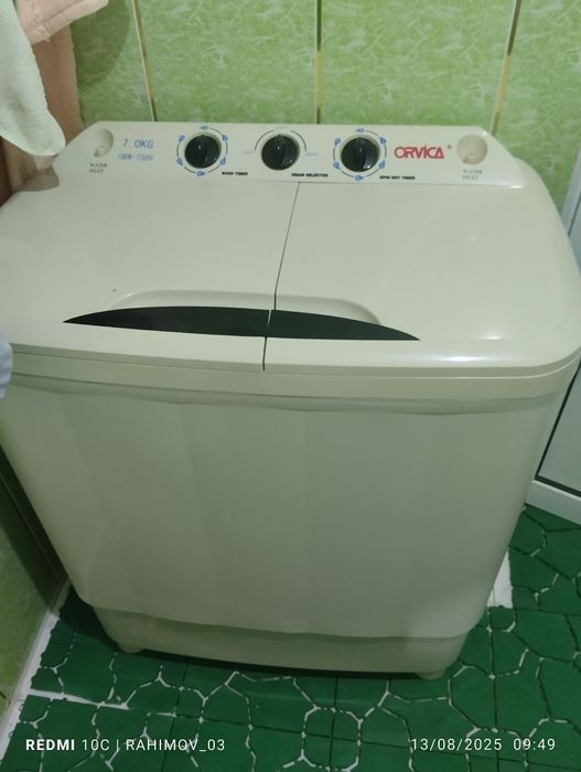 Kir yuvish mashinasi sotiladi