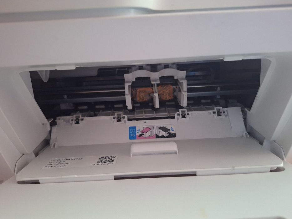 Многофункционално устройство HP Deskjet 4130e