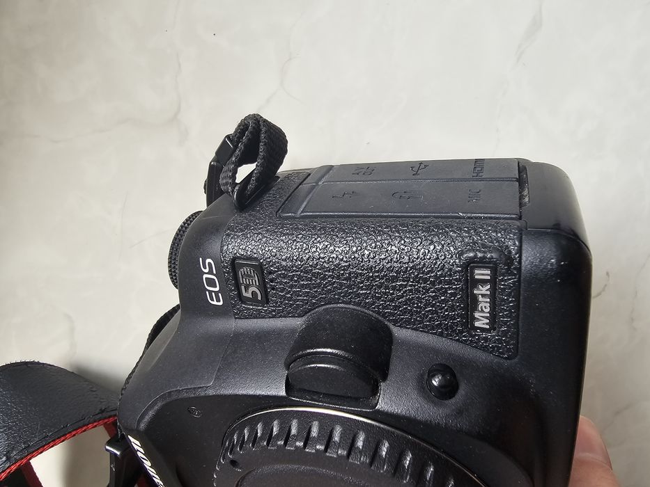 Canon 5D mark 2  body
