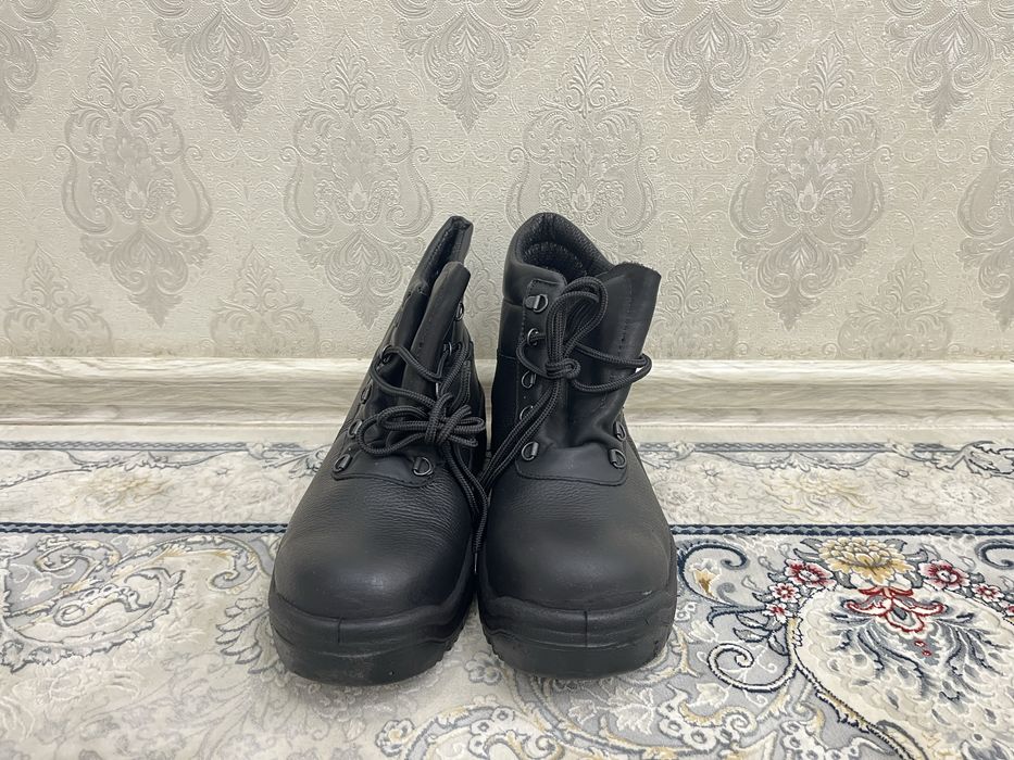 Новый Рабочий Ботинки