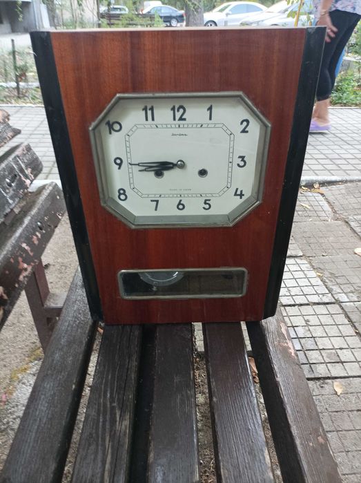 Стенен Руски Часовник