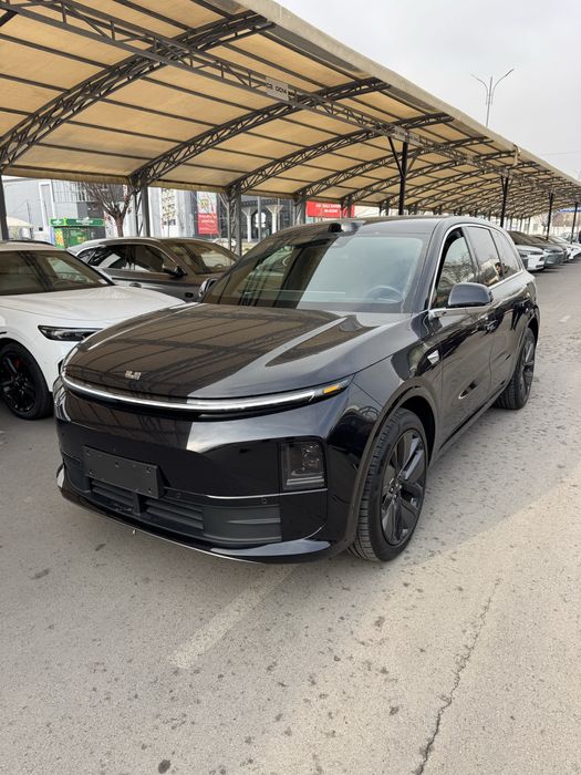 Lixiang L6 max/ 15.000км пробег