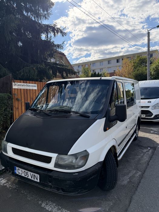 Vand Ford Transit an 2006 culoare alba