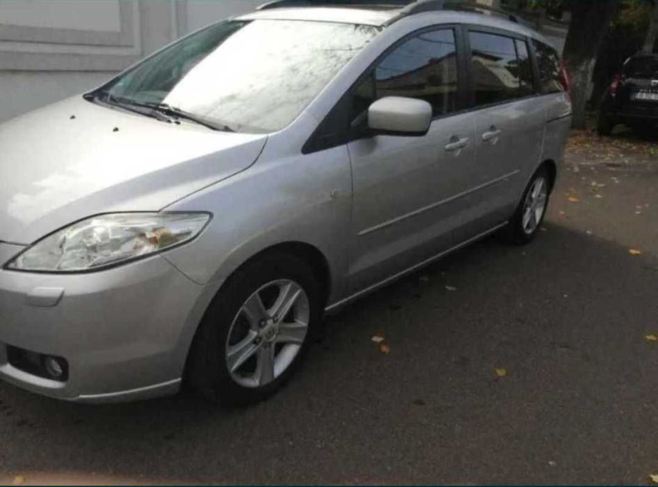 Mazda 5, cu 7 locuri cu 143 CP diesel