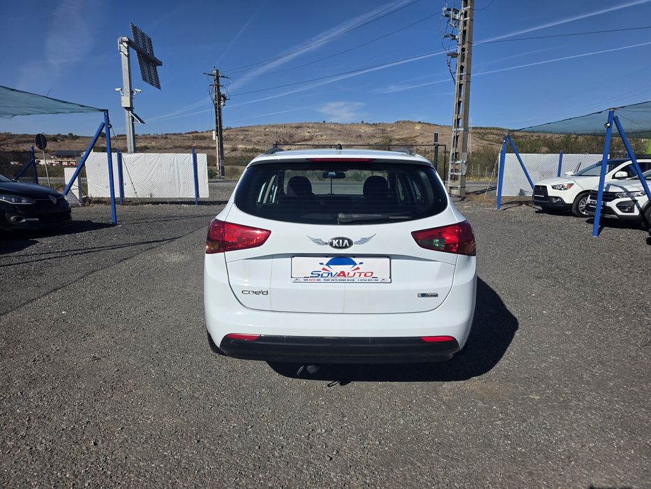 Kia Ceed 1.6crdi 2015 Rate/Cash/Garantie