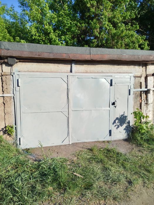 Продам гараж с ремонтом