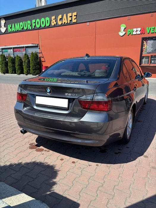 BMW Seria 3 Vând BMW Seria 3, model E90, 2006, motorizare 2.0 benzină