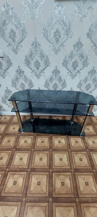 Срочно продаеться подставка для ТВ