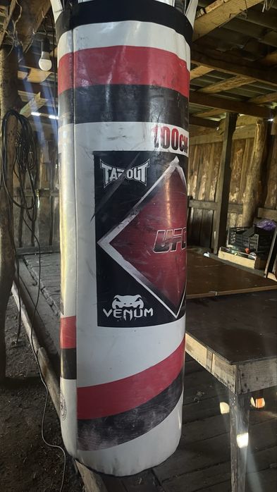 Груша VENOM 100см