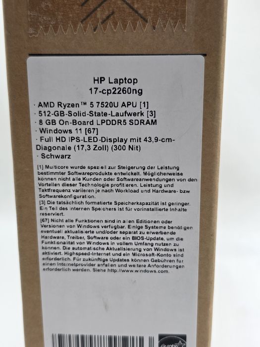 Laptop HP cu ecran FHD de 17,3", procesor AMD Ryzen 5 7520U, 8 GB RAM