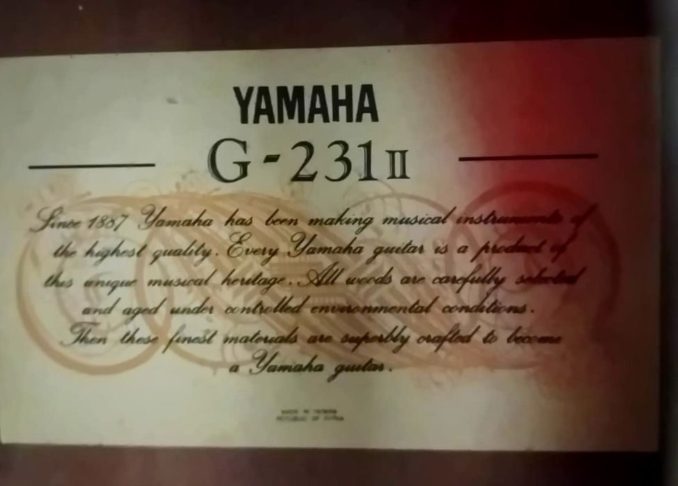 Yamaha G231 ll chitară clasică corzi nylon plus tuner și capodastru