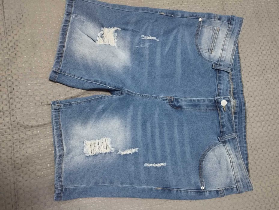 НОВИ мъжки дънкови къси панталони