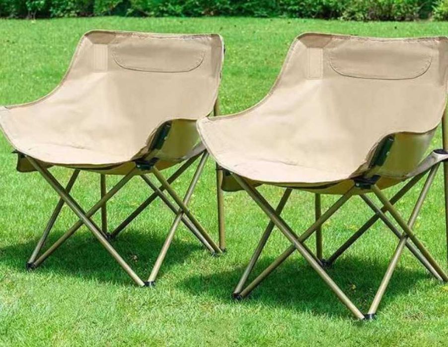 Предлагам комплект Градински маса и столове