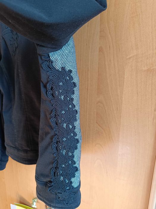 Сако от фирма Роси - черно