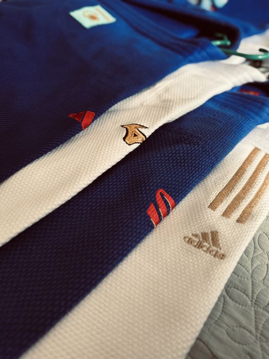 Кимано  mizuno sakura adidas