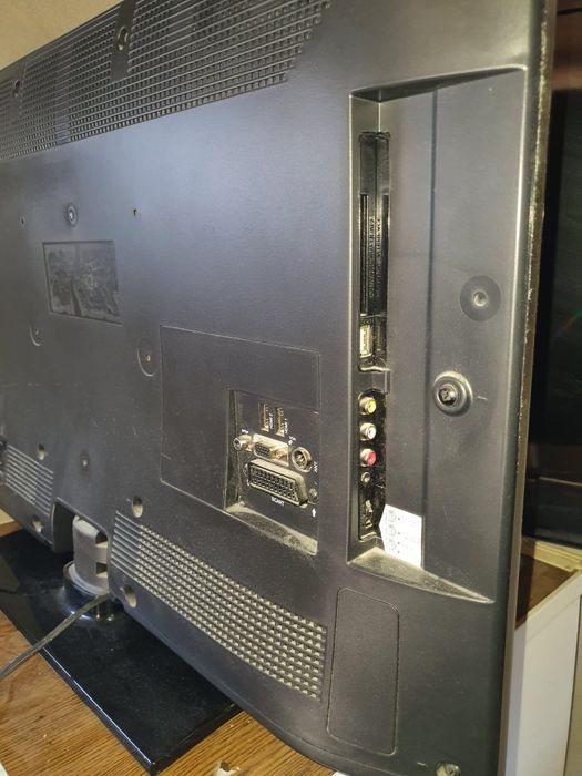 Televizoare led, functionale, diagonala 81-101,