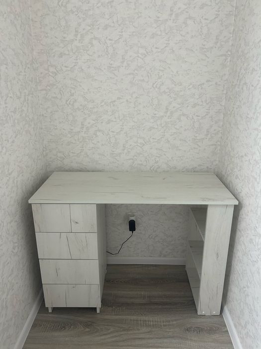 Стол компьютерный новый