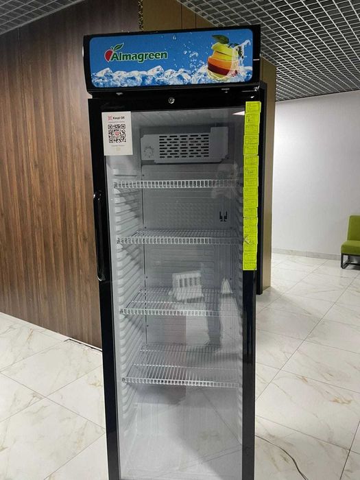 Витринный холодильник