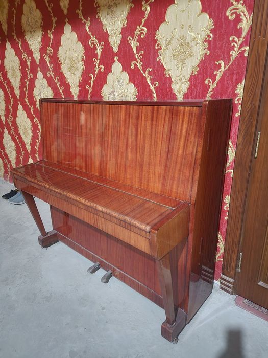 Беларусь пианино как новый хорошим состаяние