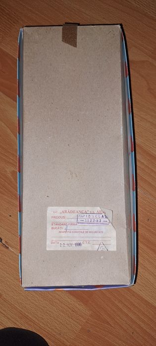 Păpușă arădeancă în cutie originală