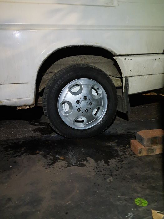 Volkswagen T4, 93г,2.4d.