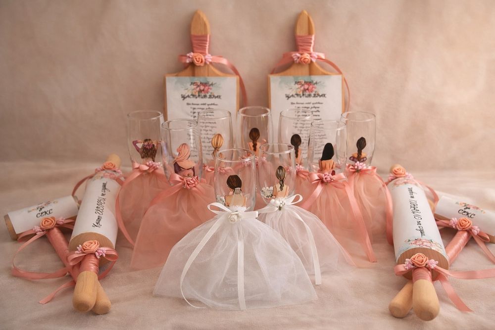 Чаши и гривни дъска  за моминско парти