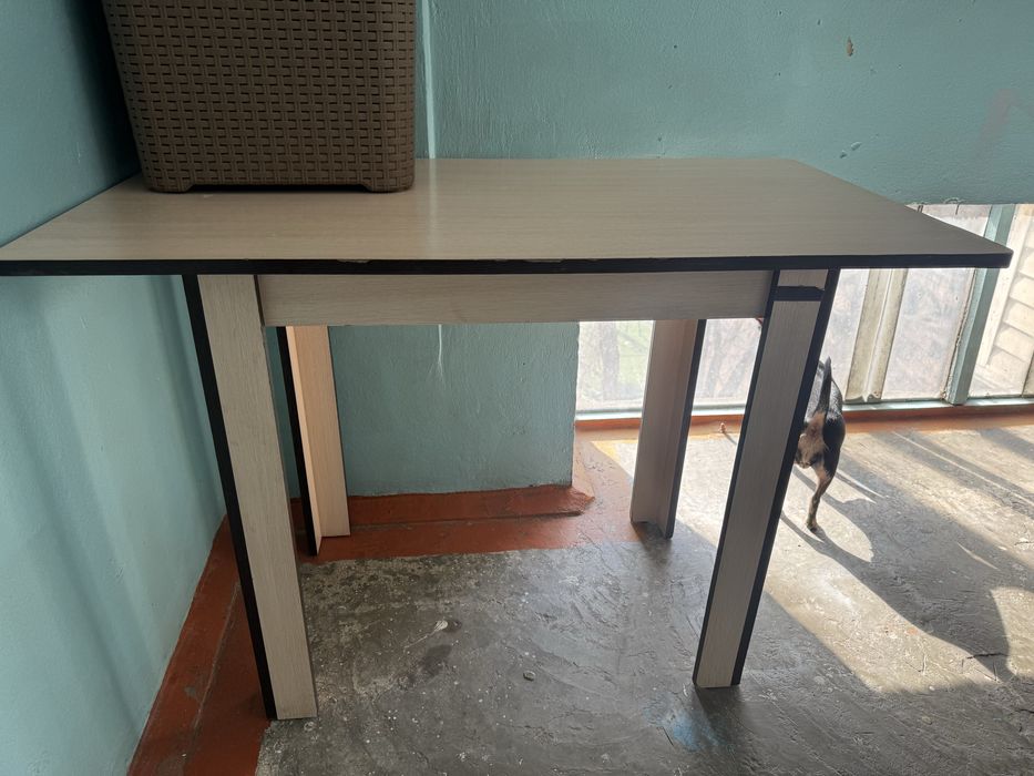 Стол кухонный из дсп