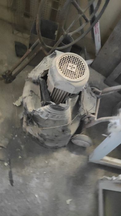 Шлифовка машина. Рассия состаяние как ноаий