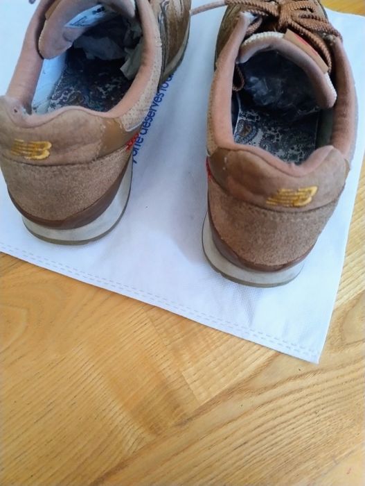 New Balance 38.5-39, lungime 25.3, casual