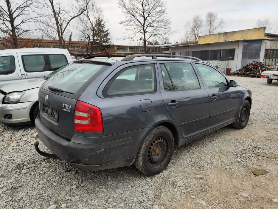 Skoda Octavia mk2 на части BMM автомат 2.0 140кс