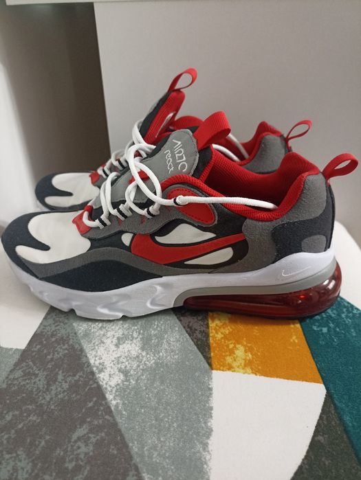Nike Pantofi Sport Air Max 270 React