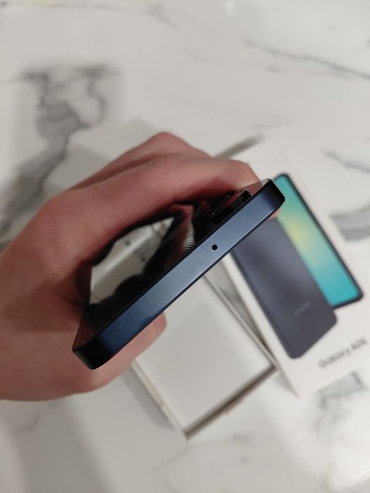 Продам Samsung A06