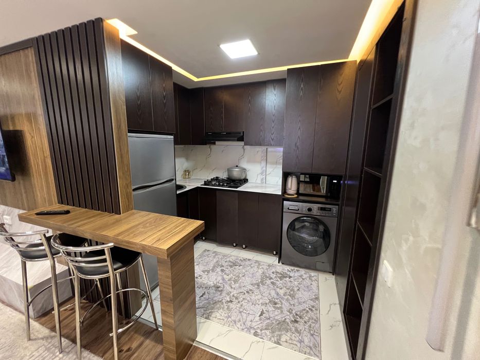 Сдается 2х комнатная квартира
С обстановкой ЛЮКС 
В горде Алмалыке