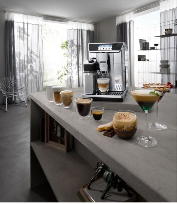 Кофемашина Delonghi prima donna