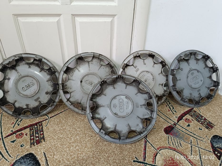Продам колпаки на Ауди 100/А6 с4