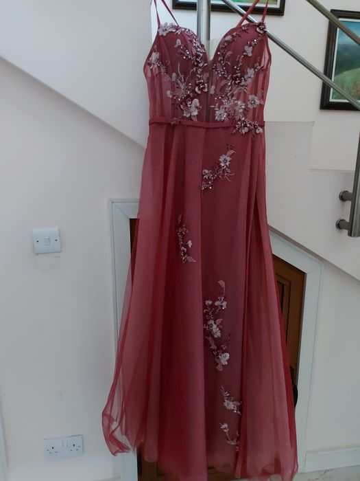 Уникална бална рокля за специален повод