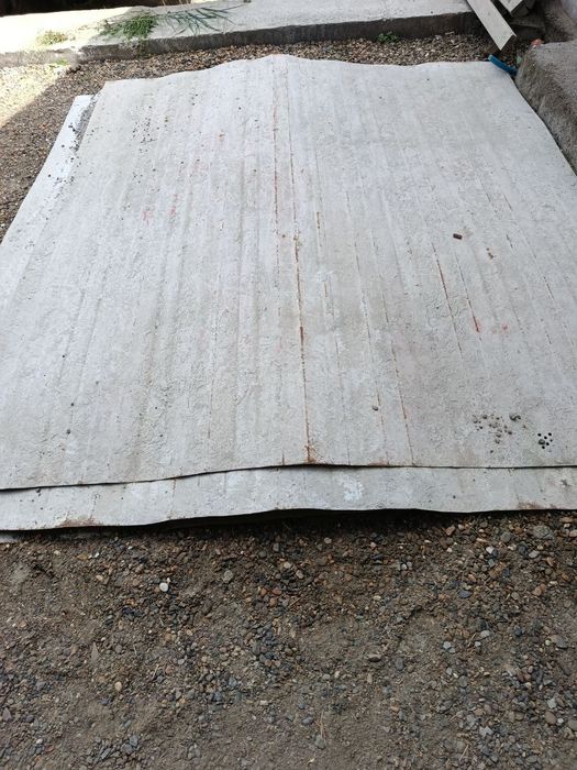 Тунука лист сотилади 2.40х2.50х0.5