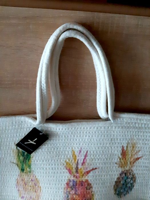 Козметочна кутия с капак идървена кутия  за бижута,козметика и други а