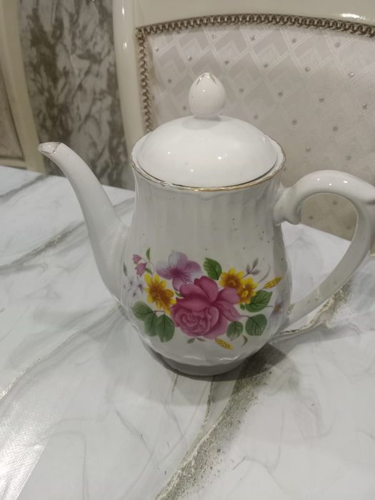 Продам заварочный чайник.