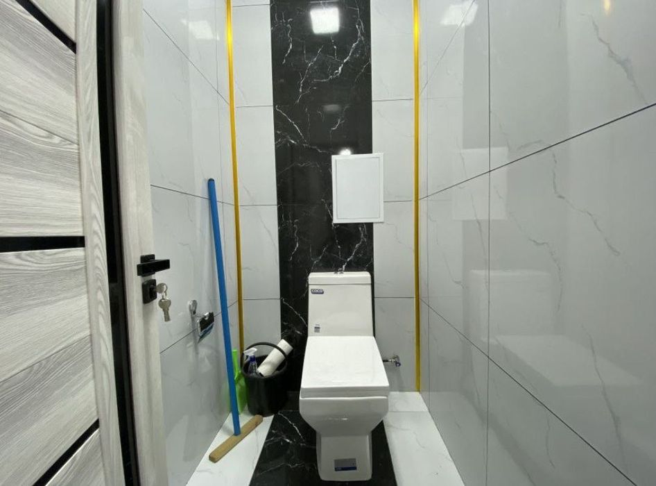 Яшнабад ЖК Азиа Хаус срочно продается квартира  3/6/8  86м2