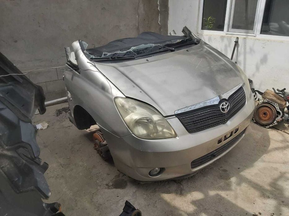 запчасти на toyota corolla verso