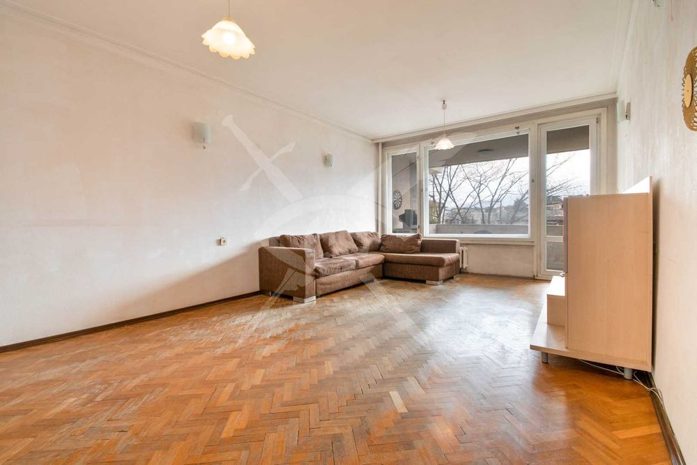 Продава се Тристаен апартамент в София, Лозенец - 88 кв.м за 2348 €/кв.м - Снимка #2