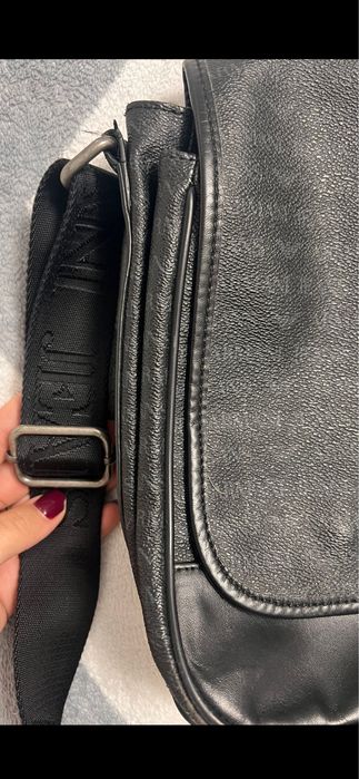 Geanta de umar piele Armani