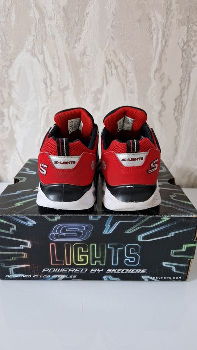 Продам кроссовки! Срочно!